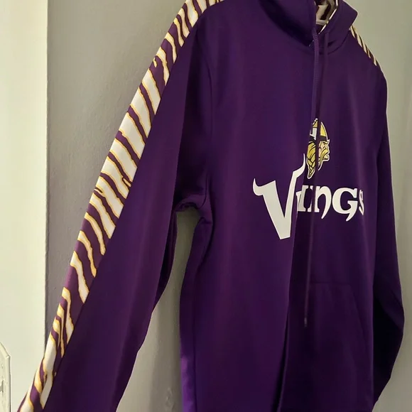 Women’s NFL Vikings sweatshirt - Picture 2 of 4